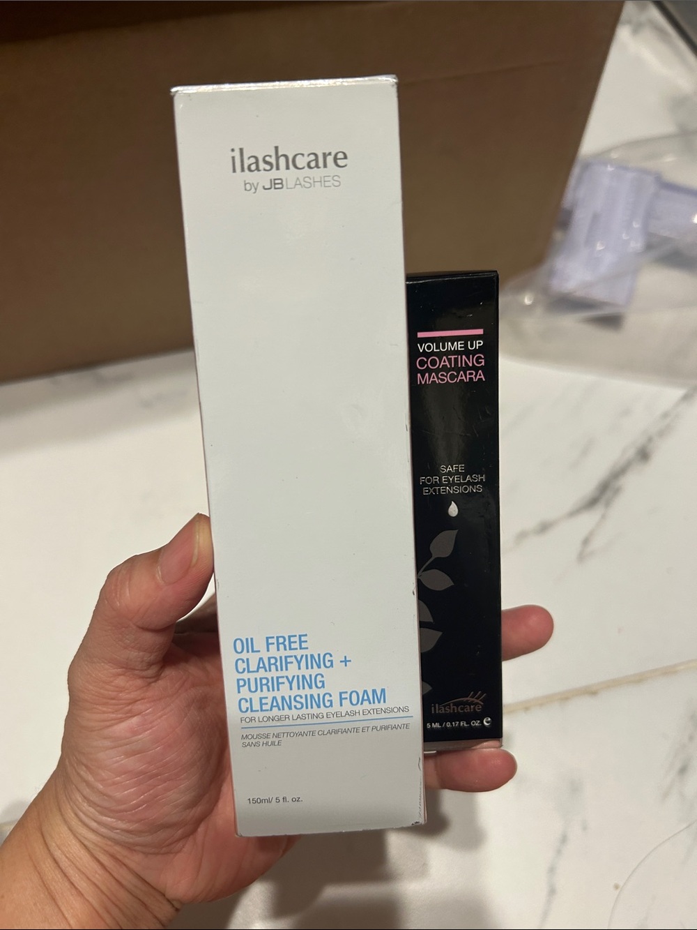 Bundle ilashcare coating mascara and cleansing foam. All new and seal.